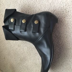 Women’s boots